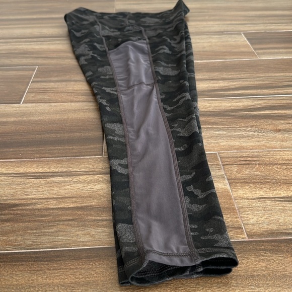 Fabletics On-The-Go PowerHold® High-Waisted Capri in Charcoal Camo, S - Picture 8 of 15